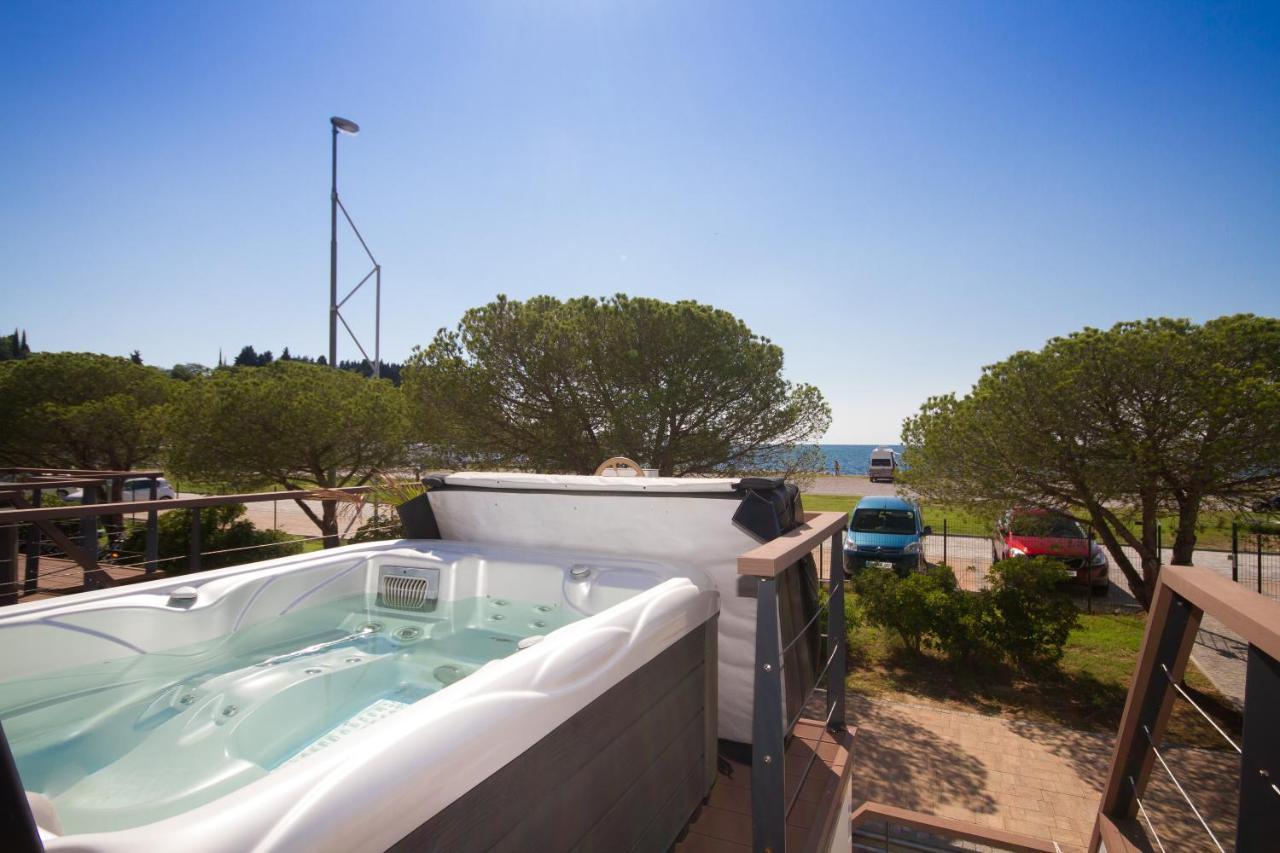 Bamboo Floating House Portoroz Portorož Exterior foto