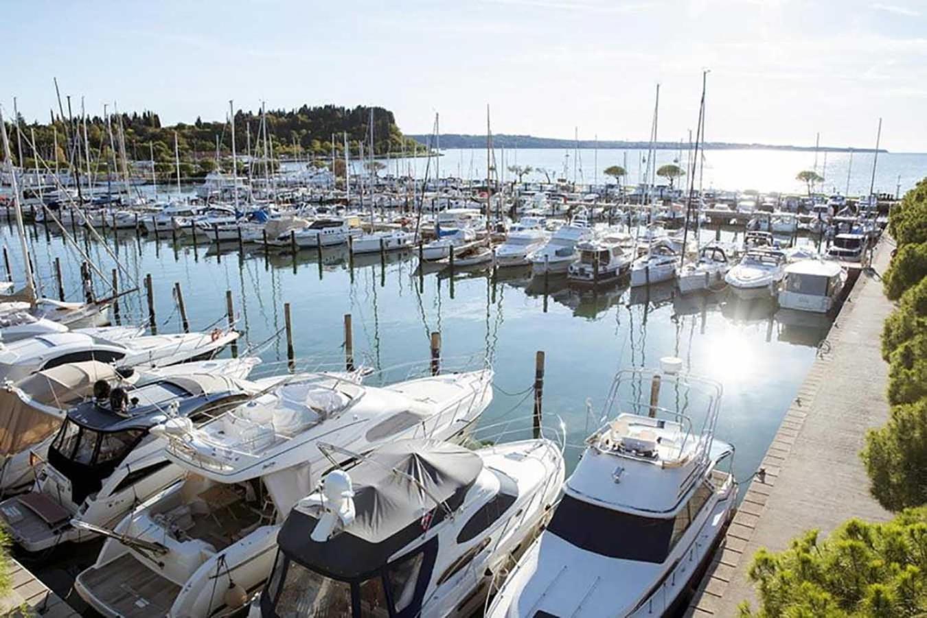 Bamboo Floating House Portoroz Portorož Exterior foto